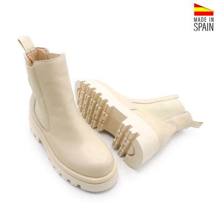 botines chelsea con suela track