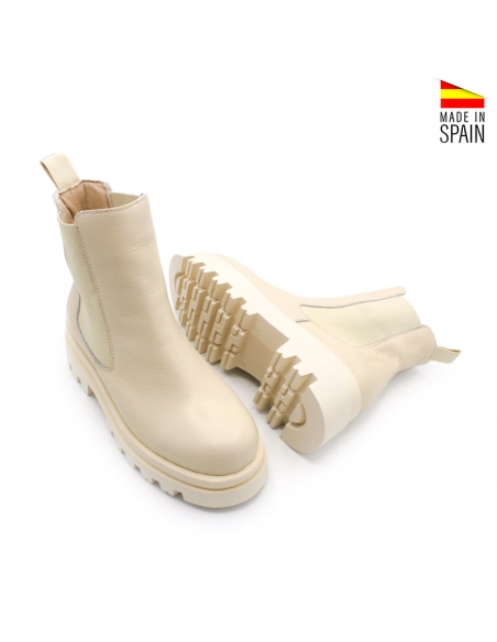 botines chelsea con suela track