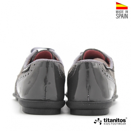 Calzado infantil elegante niña