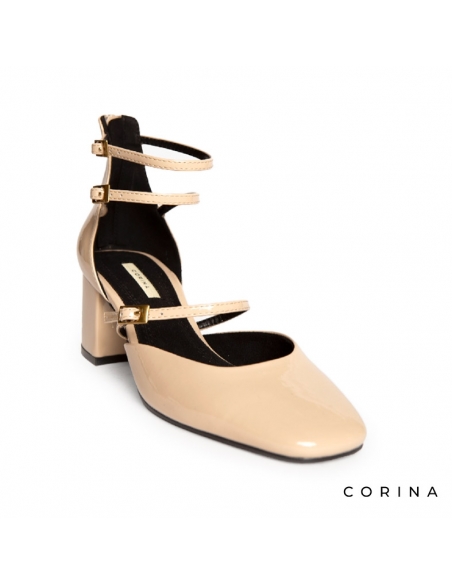 Tacón charol elegante