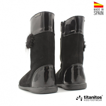 Botas elegantes de niña