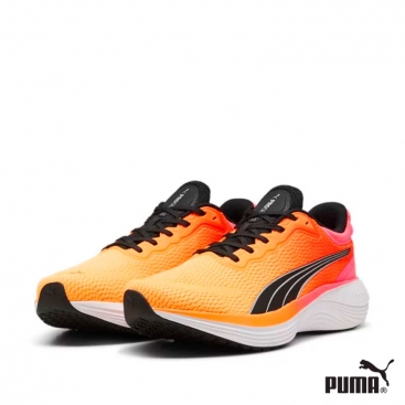 Zapatillas Puma naranjas y rosas