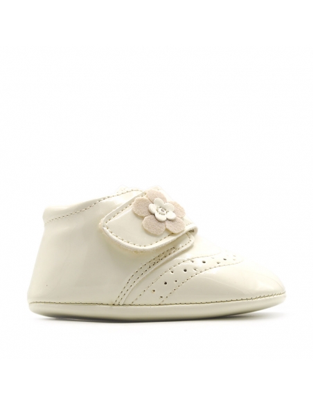 botines bebe charol beige