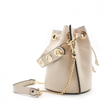 Bolso de piel beige