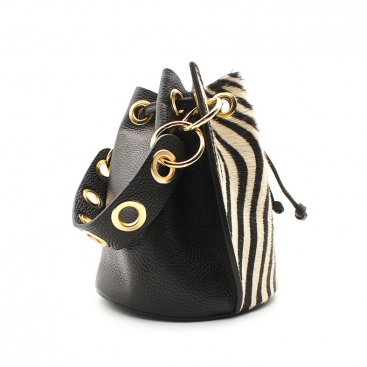 Bolso estilo animal print