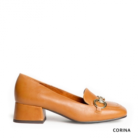 mocasines camel de mujer​