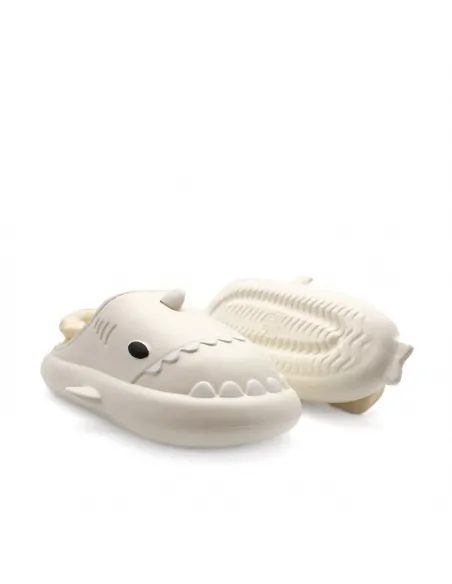 Zapatillas con diseño tiburón