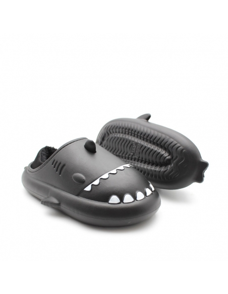 Pantuflas tiburón cómodas