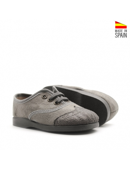 Blucher gris de vestir con puntera picada fabricado en España