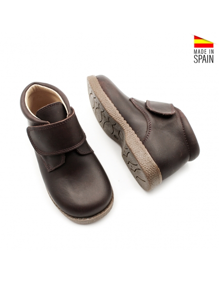 botin niño marron​