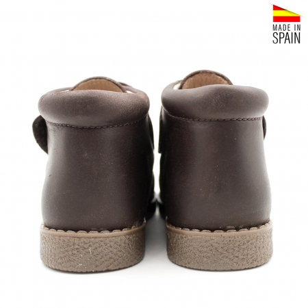 botin niño marron forrado​