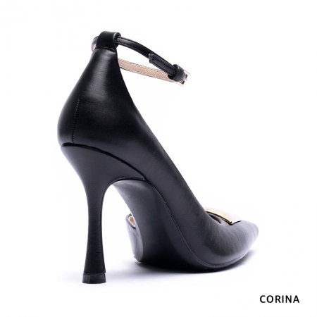 zapatos de tacon alto negro​