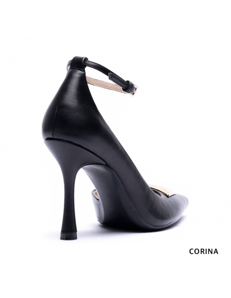 zapatos de tacon alto negro​