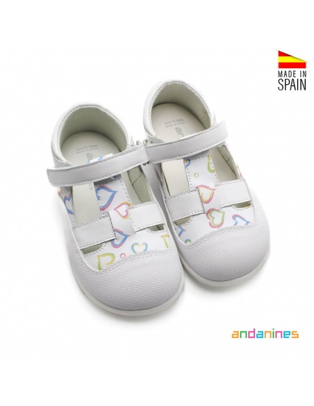 sandalia blanca respetuosa