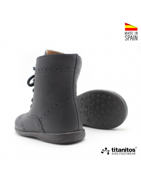 Botas de niña en piel azul marino