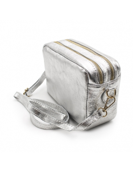 bolso plateado