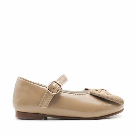 ZAPATOS NIÑA VESTIR CHAROL ARENA BEIGE