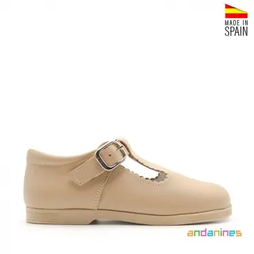 zapato niño beige