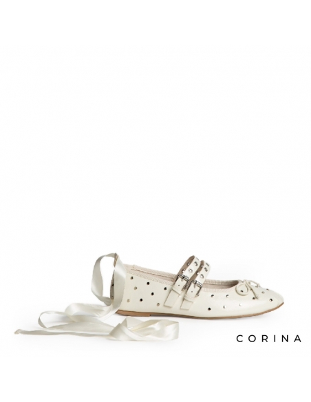 Bailarinas blancas tachuelas