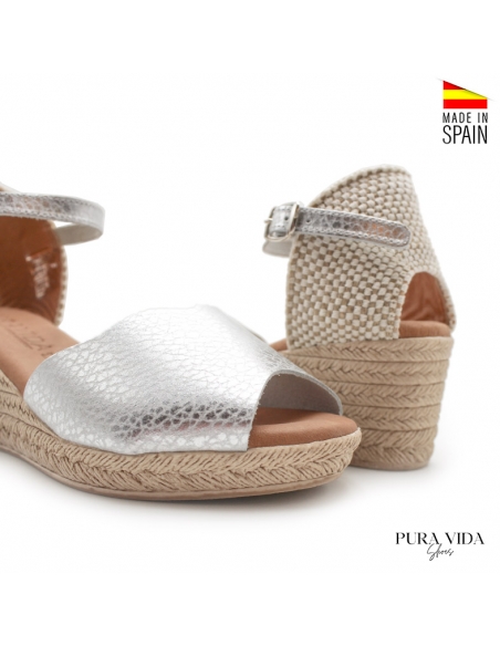 sandalia cuña metalizada​