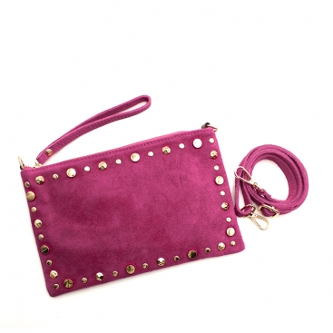 bolso bandolera tachuelas​