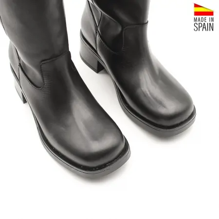 botas caña alta planas​