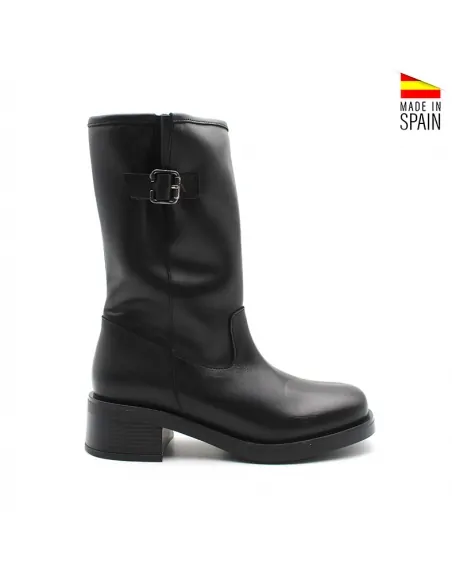 botas negras mujer media caña​