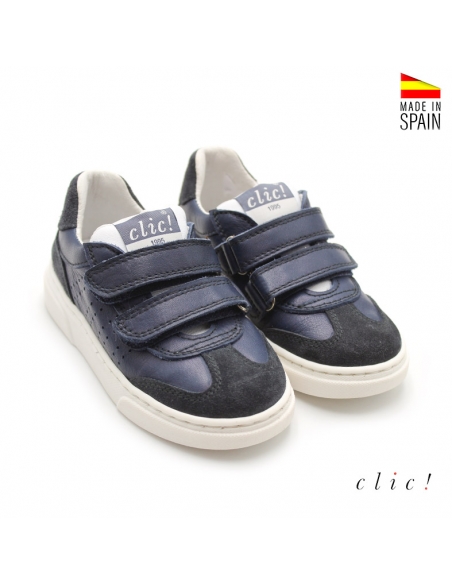 Zapatillas en azul de piel