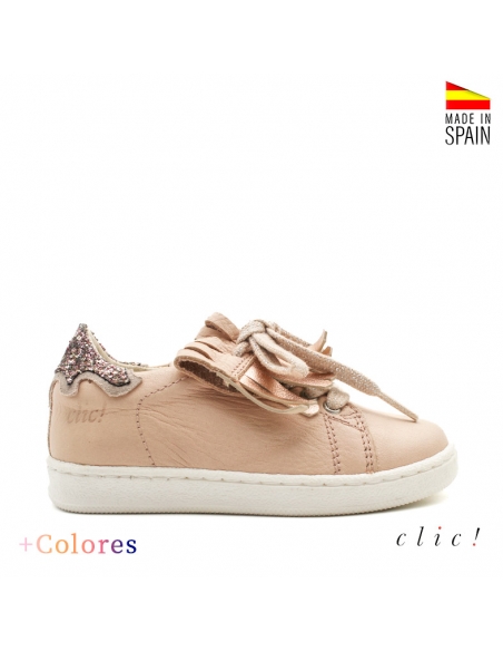 zapatilla piel flecos