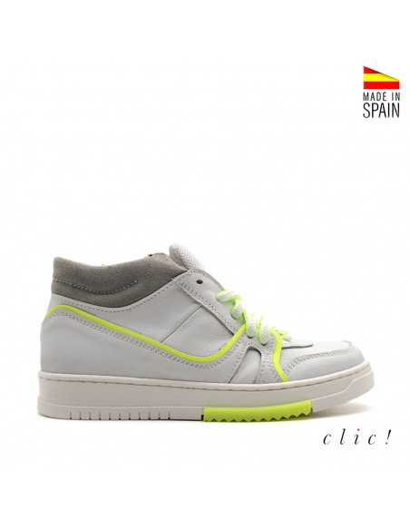 Botín deportivo blanco