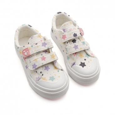 Zapatillas con estrellas para niñas