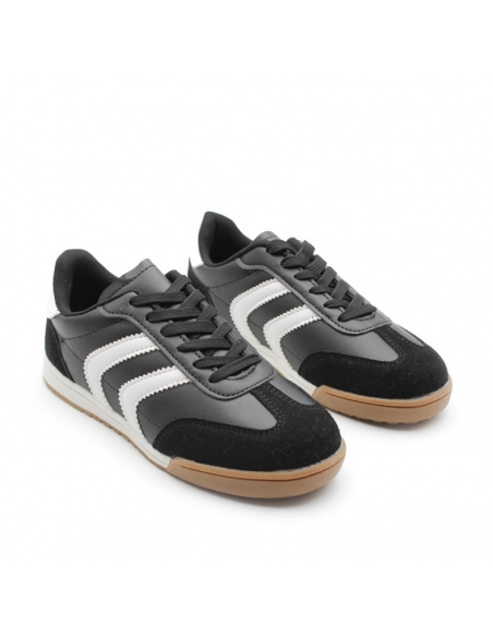 zapatillas niño negras​
