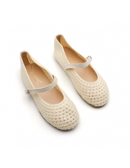 mercedits tejidas niña