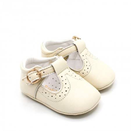 zapato bebe beige​