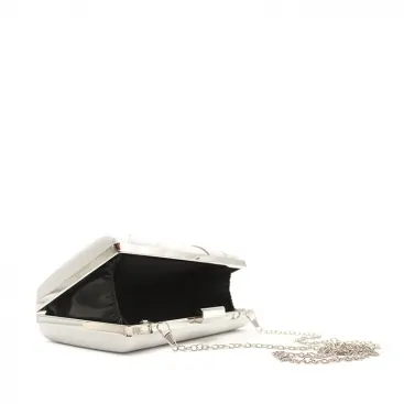 Bolso clutch con cadena