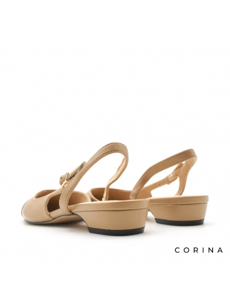 Zapatos bajos punta negra