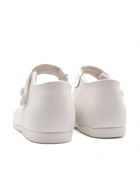 Merceditas velcro blancas