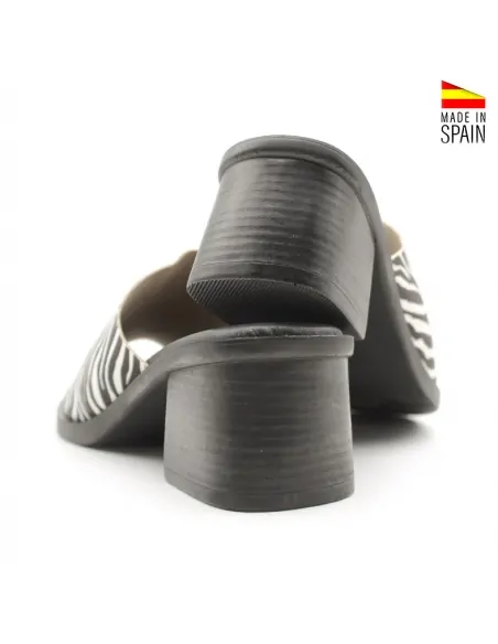 sandalia tacon cebra