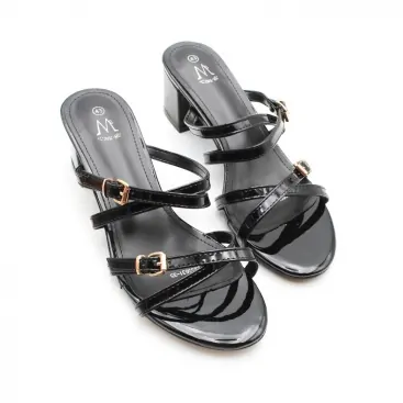 tacones talla grande​