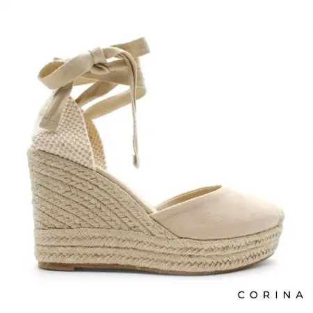 Alpargata beige con cuña alta