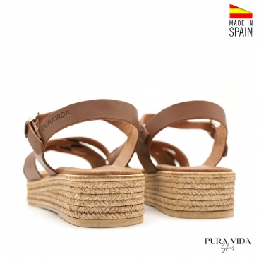 Sandalias marrones con plataforma