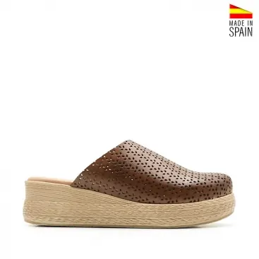 Zuecos MARRONES
