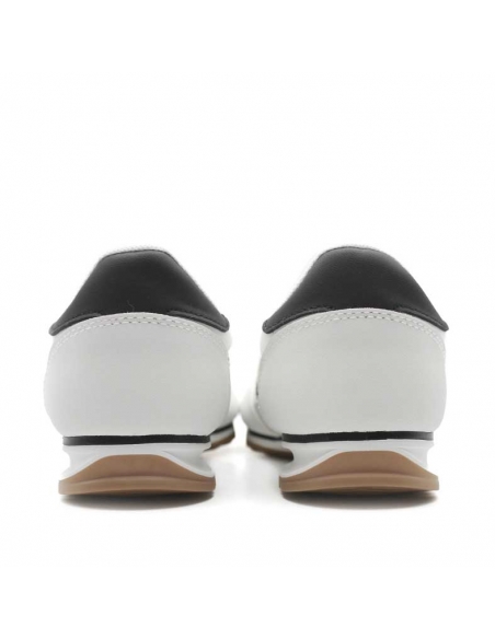 Zapatillas estilo 80