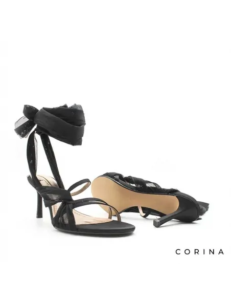 Sandalias negras con Lazo