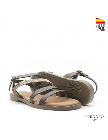 Sandalia de tiras finas