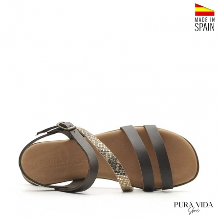 Sandalia de tiras delgadas