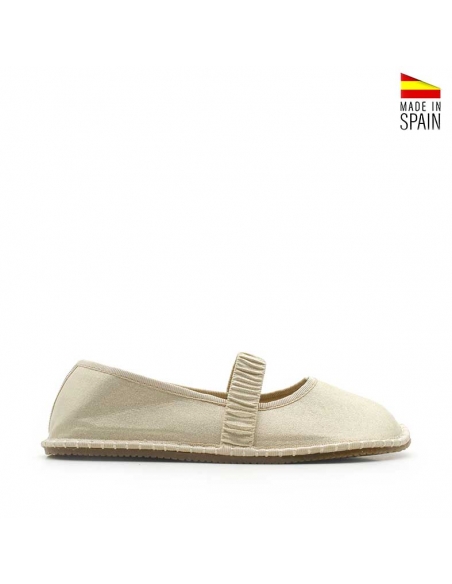 Merceditas respetuosas niña tipo veneciana Condiz vista lateral