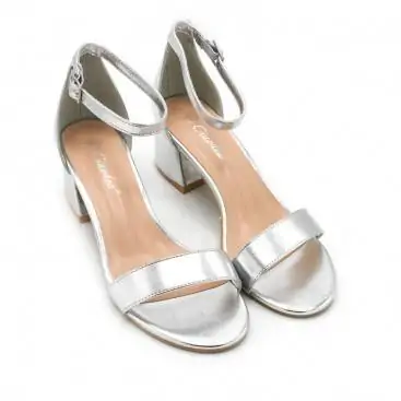 sandalias de tacon plateadas​