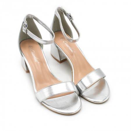 sandalias de tacon plateadas​