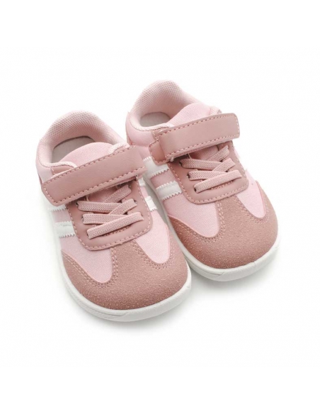 zapatilla niña respetuosa